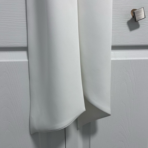 MEREDITH Strapless Bow Mini Dress - White - Picture 11 of 16